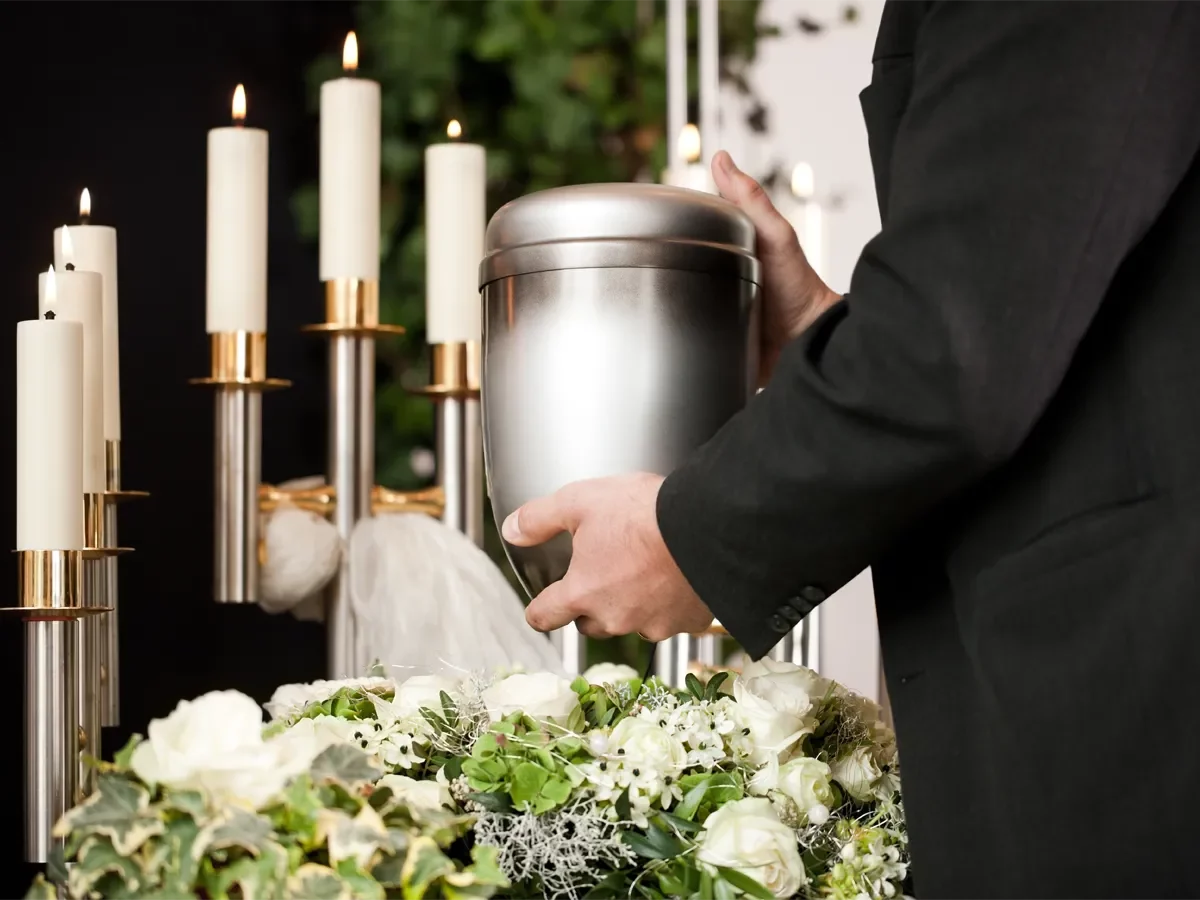 Biodegradable Urn - Garners Funeral Directors Surrey