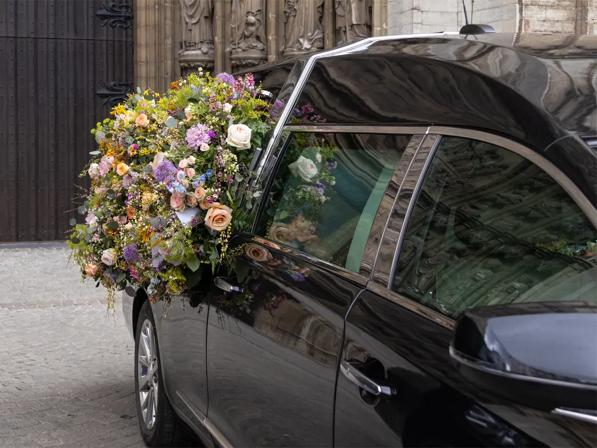 Hire Funeral Cars Surrey - Garners Funeral Directors Surrey